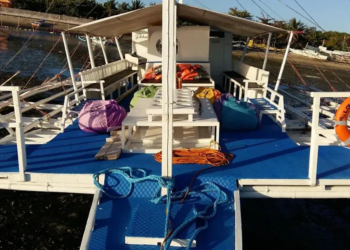 Hostel Lovely Diver Den