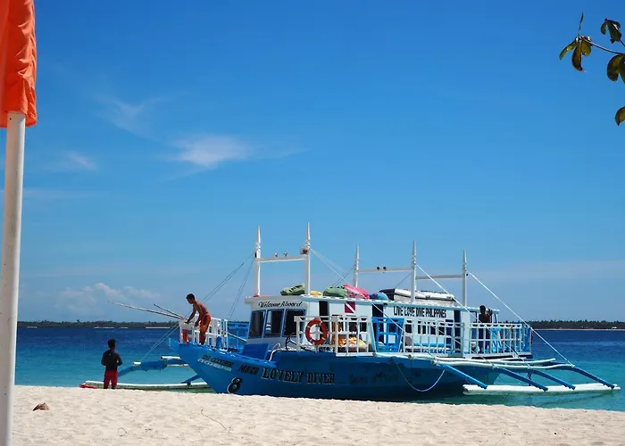 Lovely Diver Den Hostel