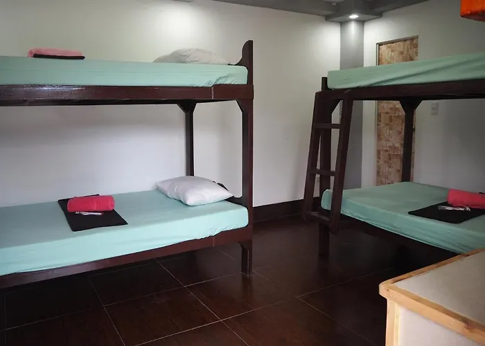 Hostel Lovely Diver Den